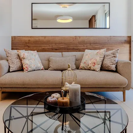 Apartment Saint Donat Center