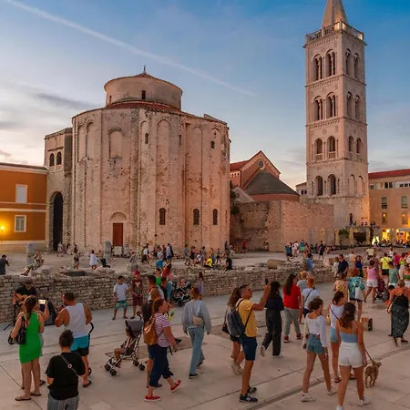 Saint Donat Center Daire Zadar