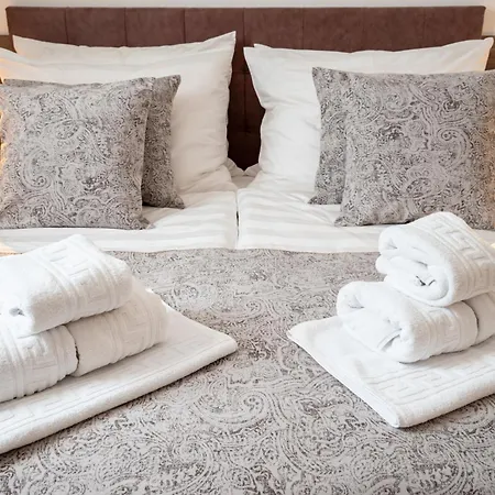 Saint Donat Center Zara