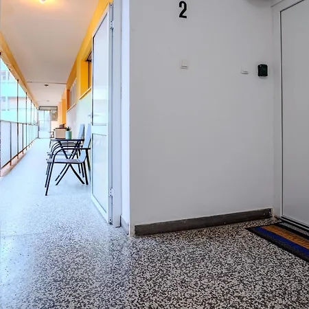 Saint Donat Center Apartment